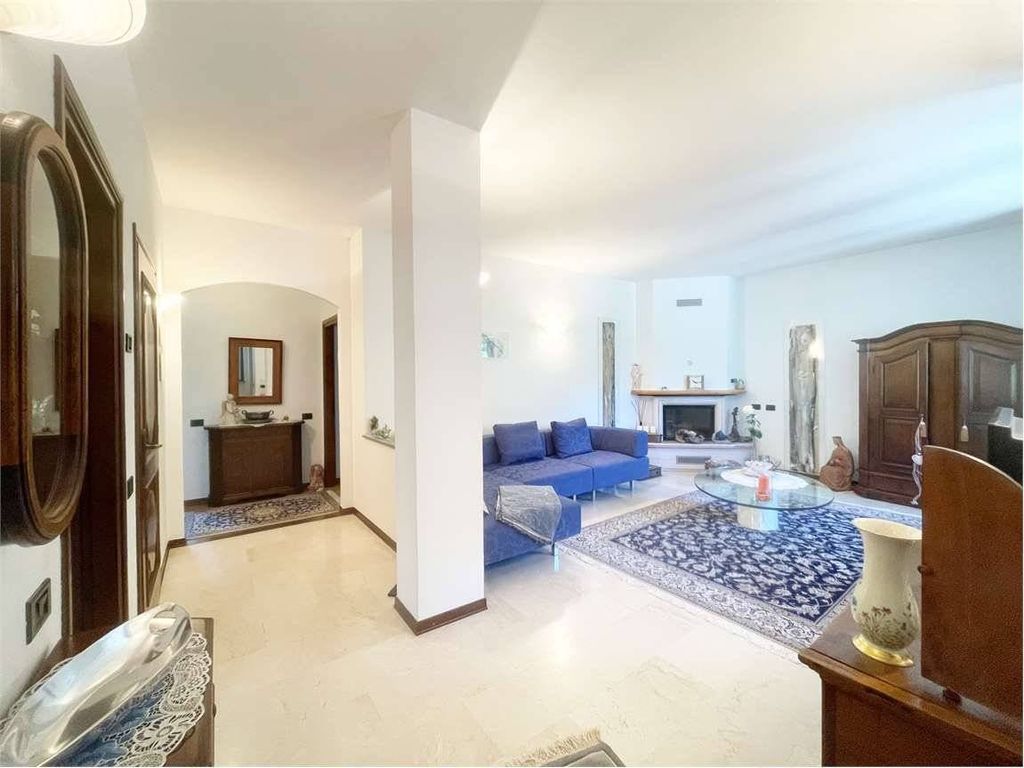 3 bedroom luxury Villa for sale in Via Mulino, 11, Prata Camportaccio, Provincia di Sondrio, Lombardy - More
