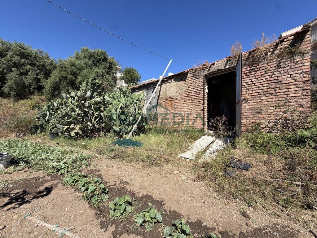 Luxury Villa for sale in Salita Frantinaro, 9, Messina, Sicily - Altro