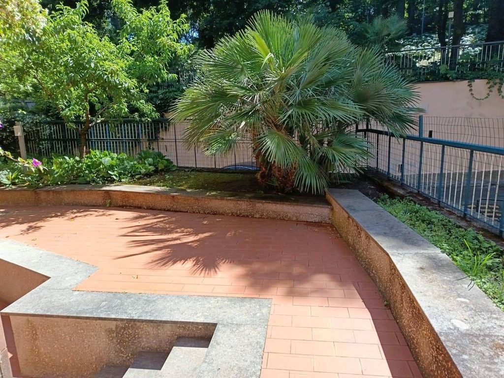 5 room luxury Flat for sale in Rome, Latium - Altro