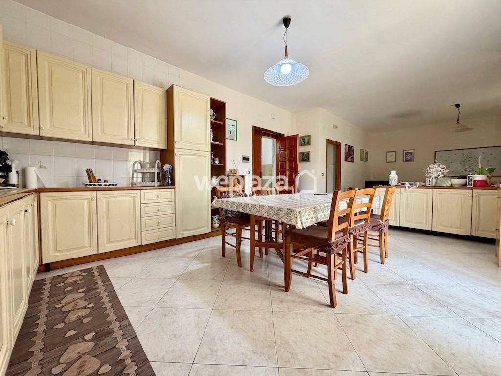 Luxury Villa for sale in Via Ugo Foscolo, Pollena Trocchia, Campania - Altro