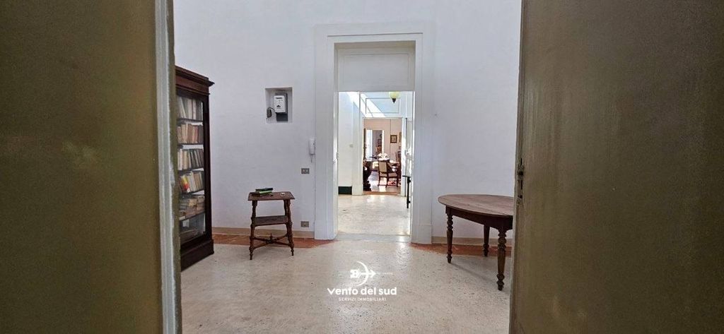Luxury Flat for sale in Via Ascanio Grandi, Lecce, Provincia di Lecce, Apulia - Altro