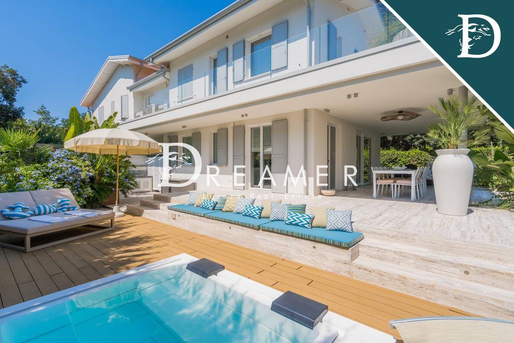 Apartment in Forte dei Marmi - View 4