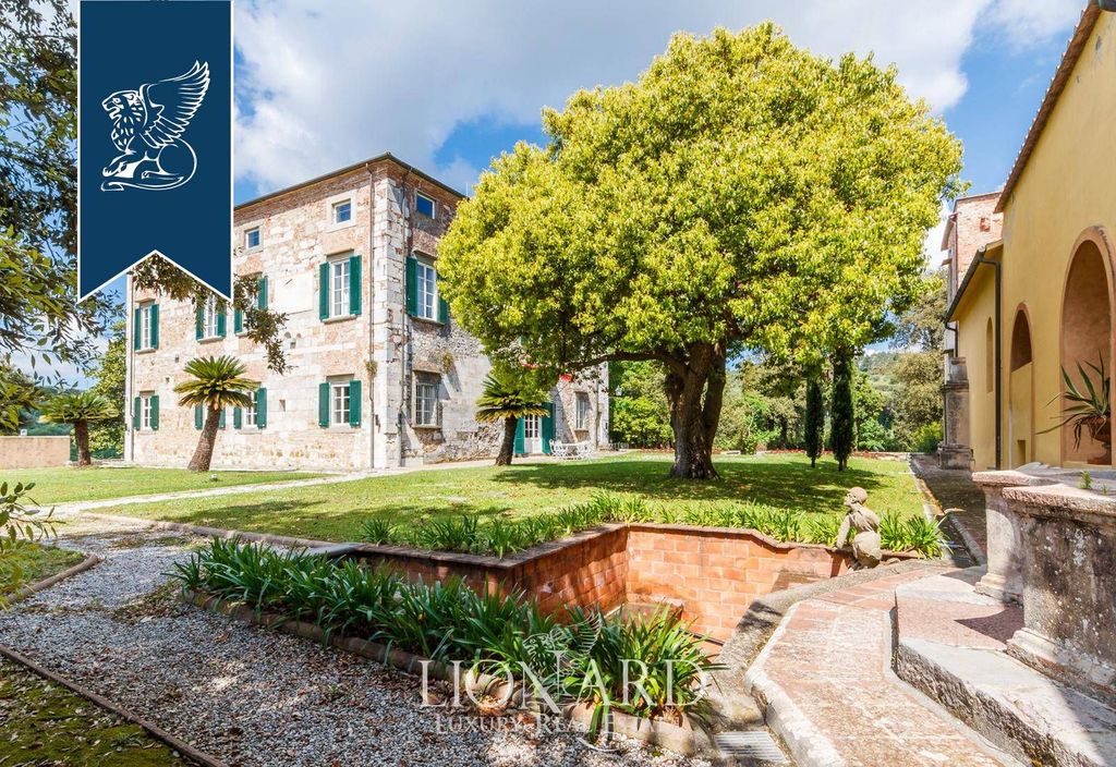 Château · Castle in Vecchiano-Nodica