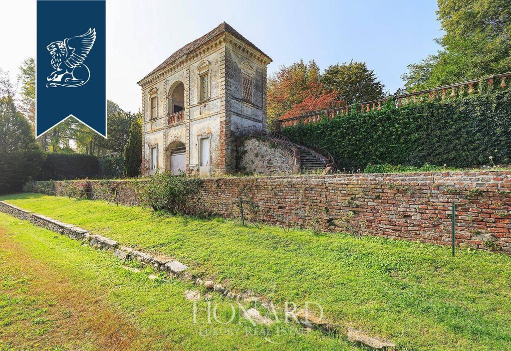 Château · Castle in Rivarolo Canavese