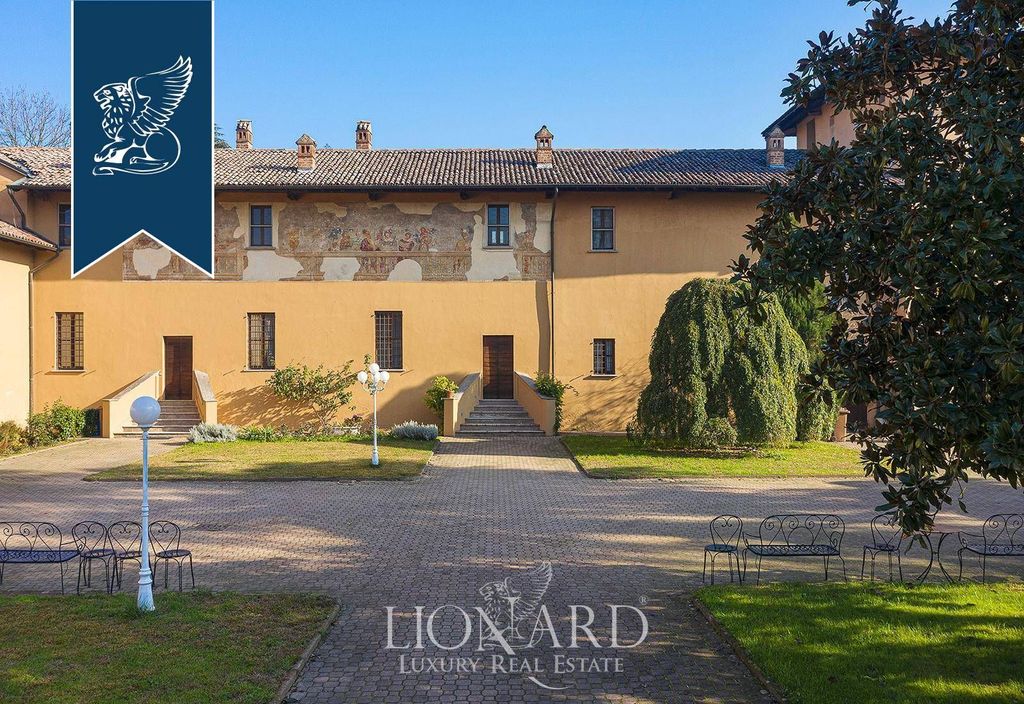 Château · Castle in Vellezzo Bellini