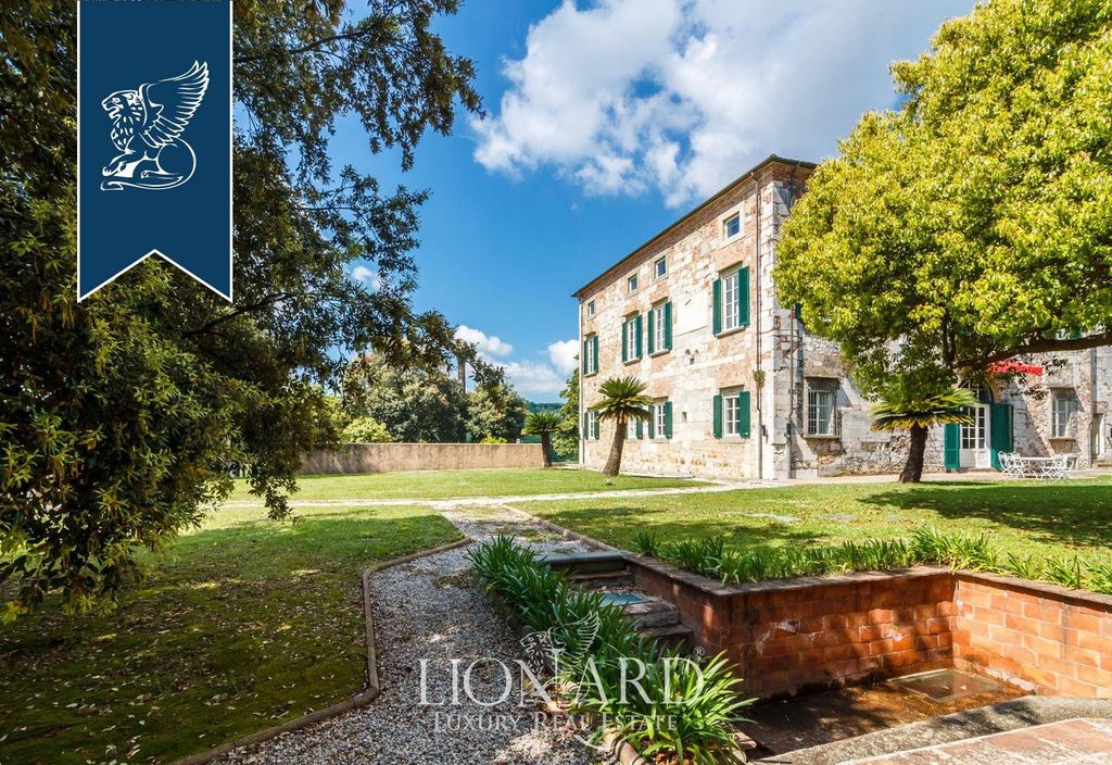 Château · Castle in Vecchiano-Nodica