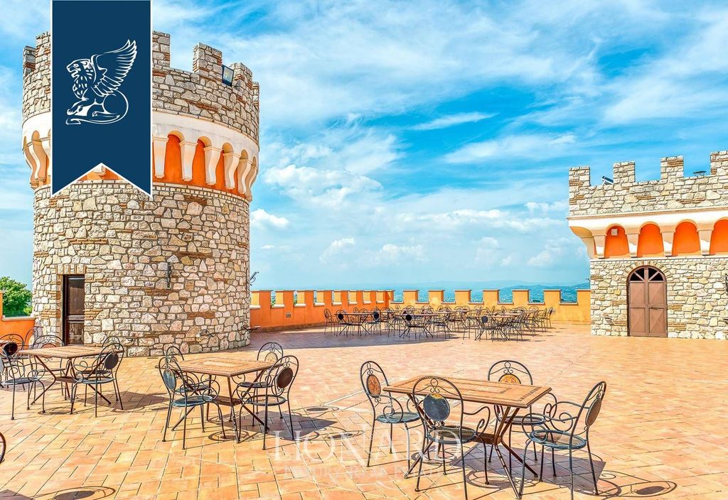 Château · Castle in Pietradefusi