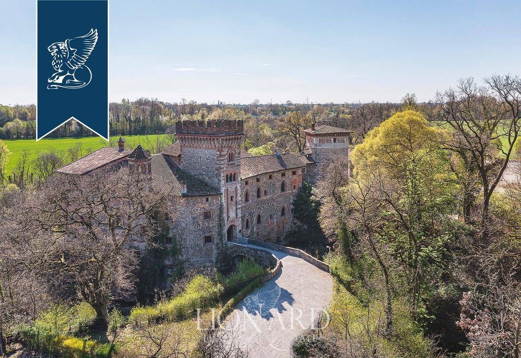 Château · Castle in Filago