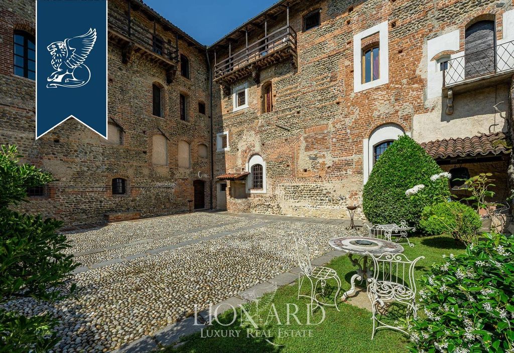 Château · Castle in Castelletto Cervo