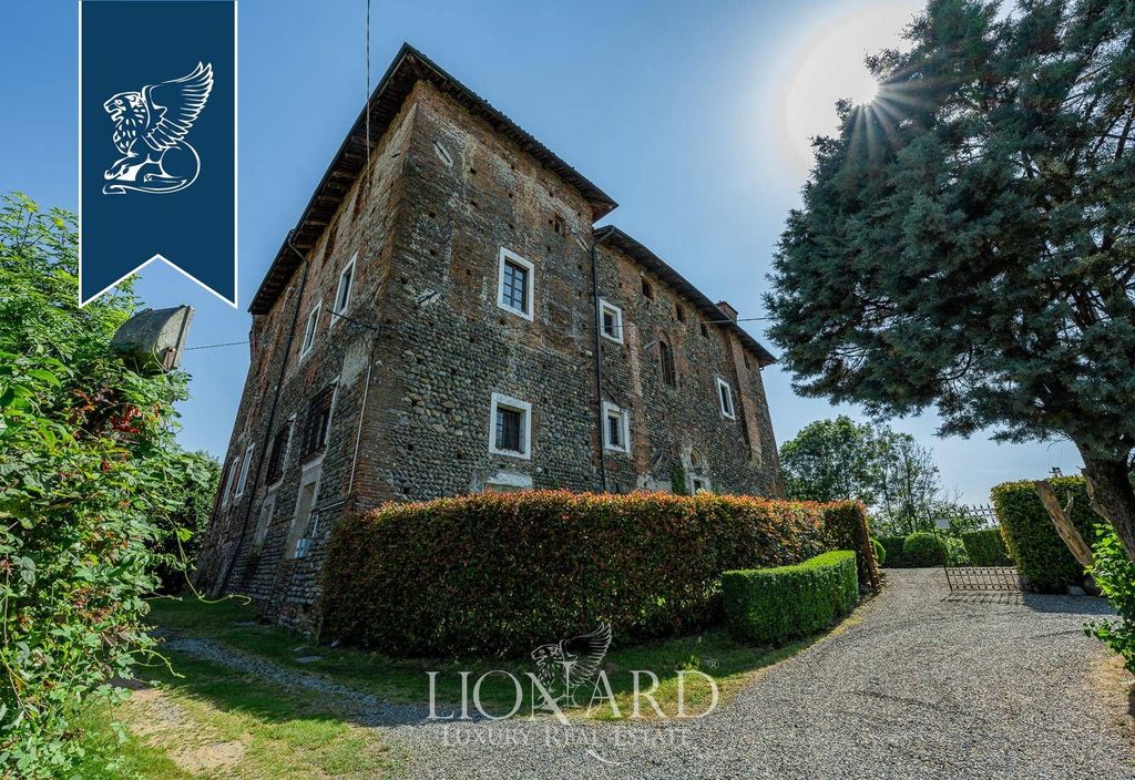 Château · Castle in Castelletto Cervo