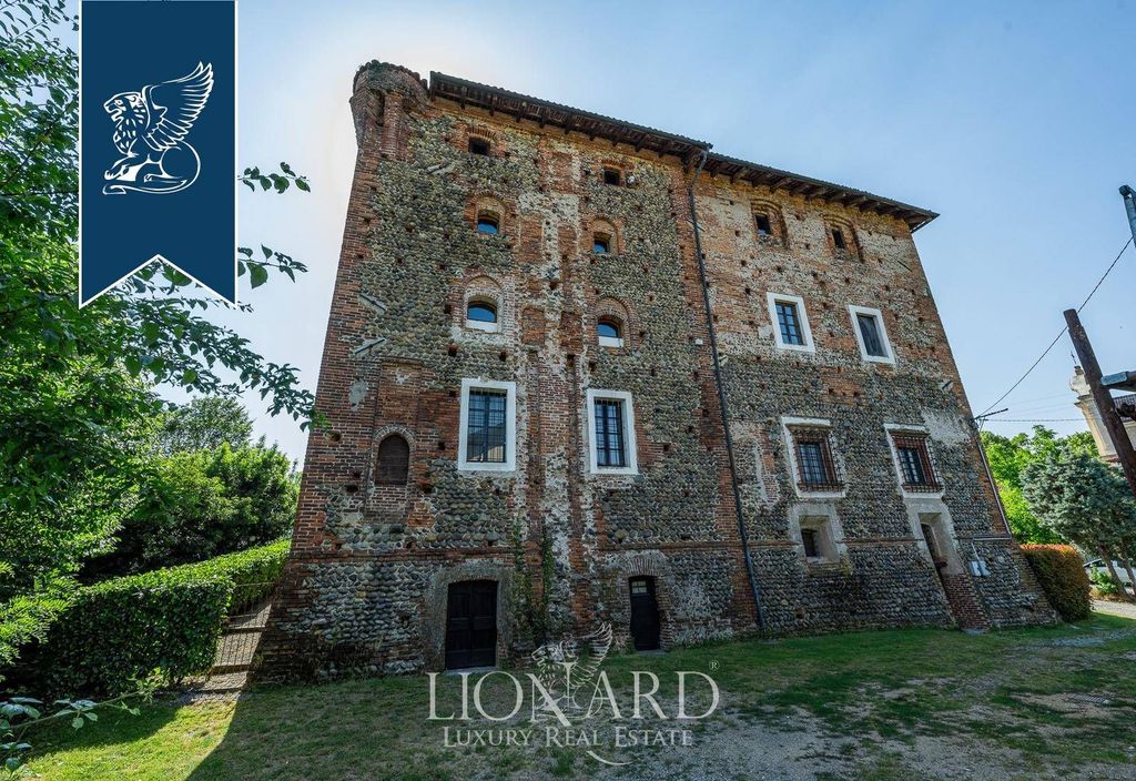 Château · Castle in Castelletto Cervo