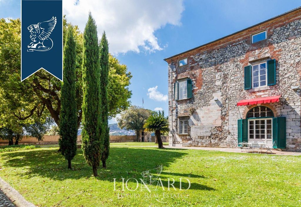 Château · Castle in Vecchiano-Nodica