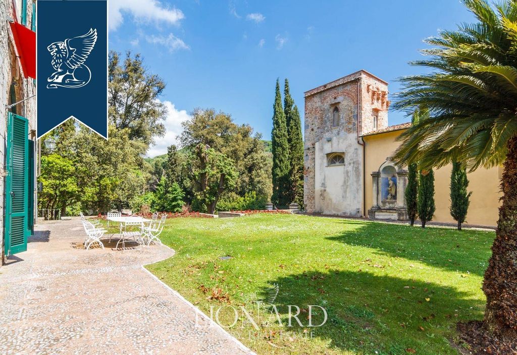 Château · Castle in Vecchiano-Nodica