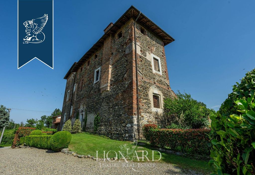 Château · Castle in Castelletto Cervo
