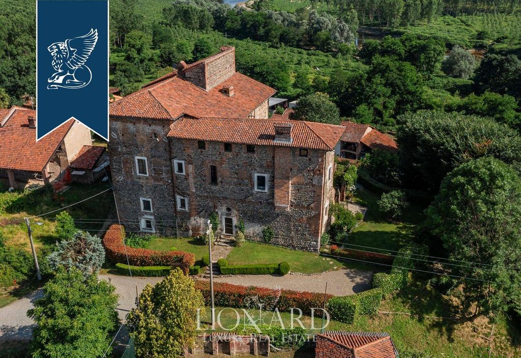 Château · Castle in Castelletto Cervo