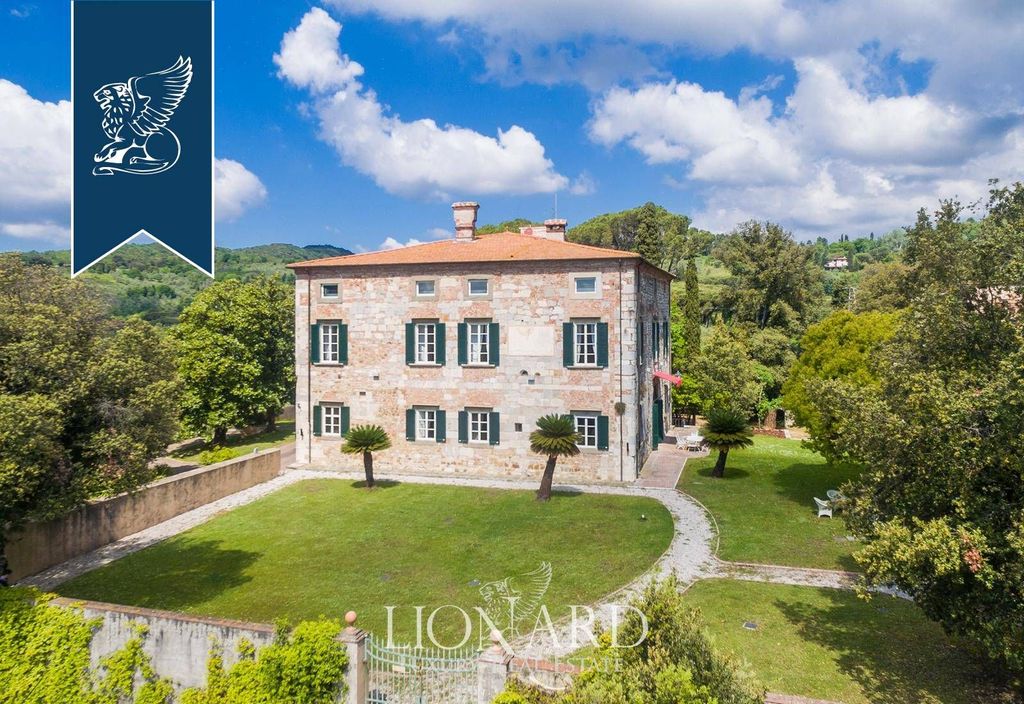 Château · Castle in Vecchiano-Nodica