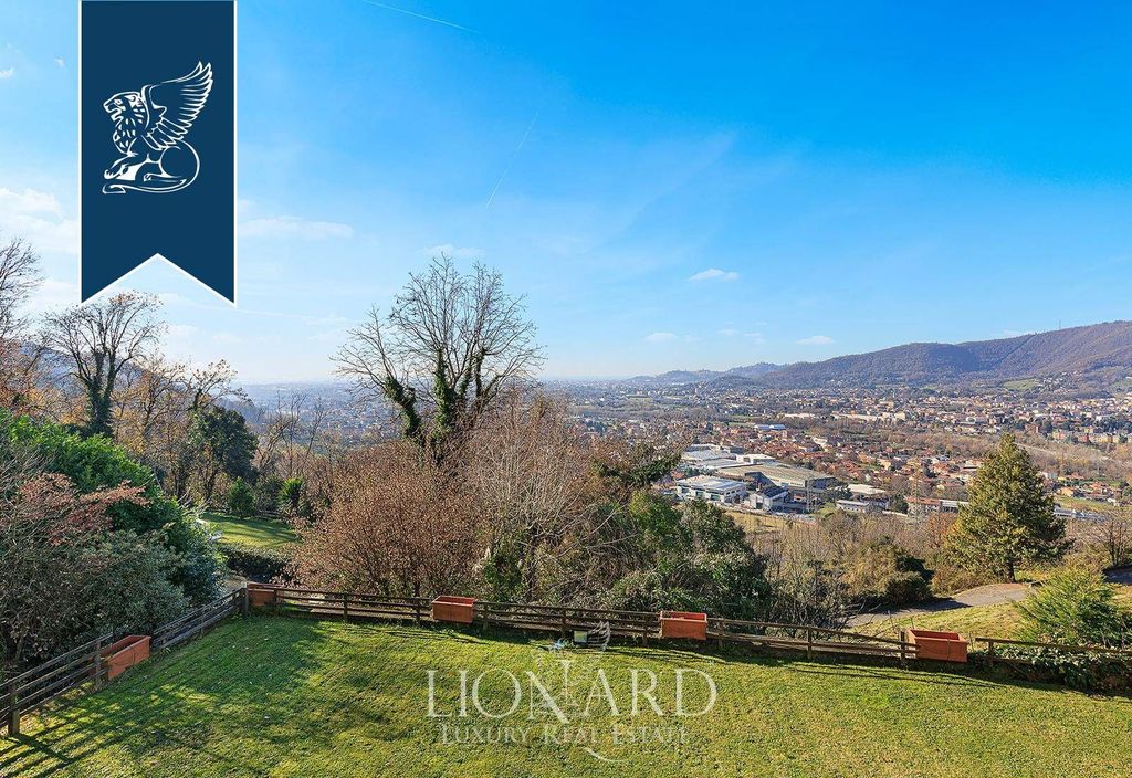 11 bedroom luxury Villa for sale in Nembro, Italy - More
