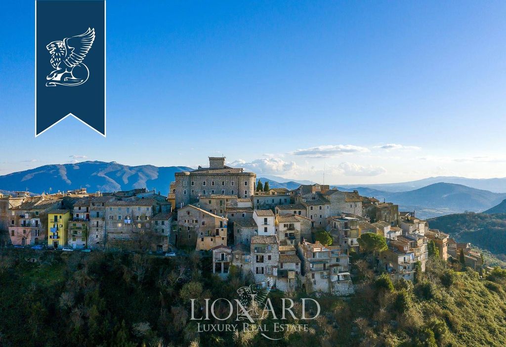 Château · Castle in San Polo dei Cavalieri