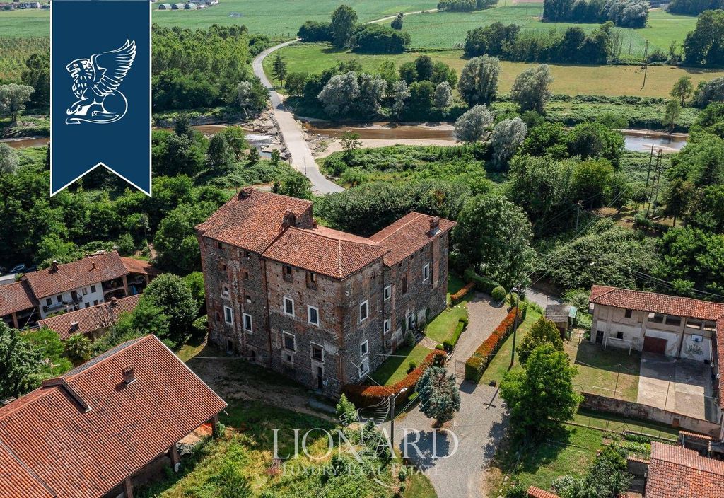 Château · Castle in Castelletto Cervo