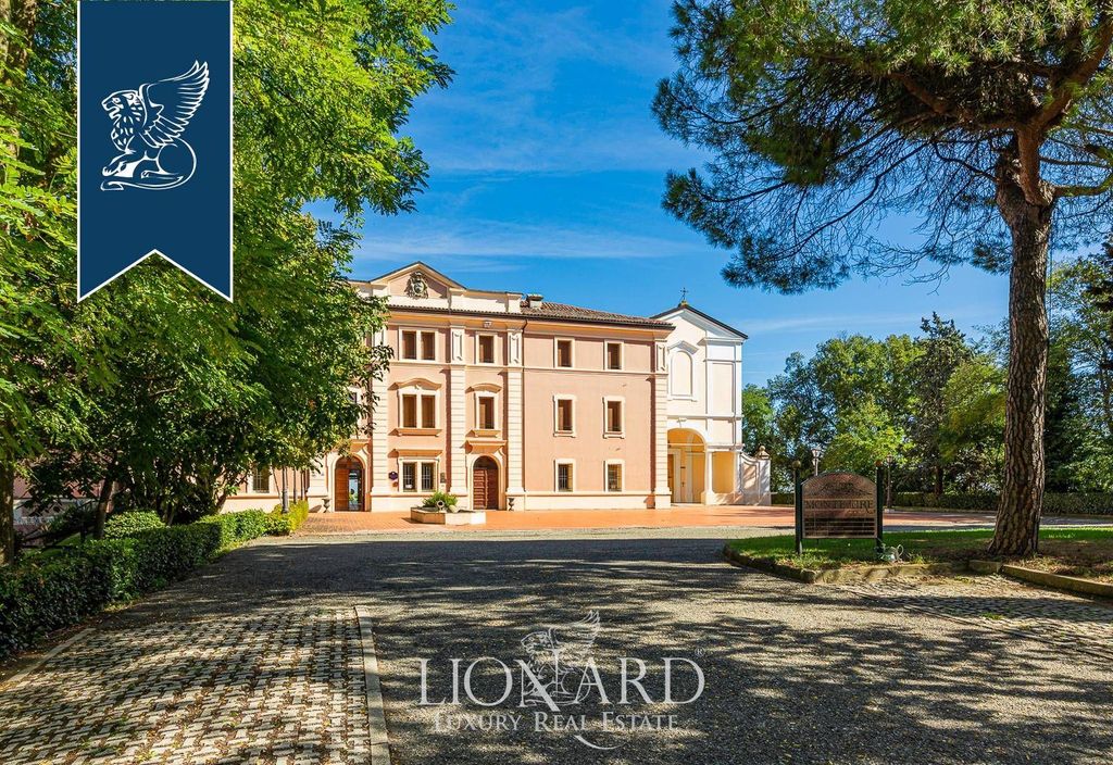 Château · Castle in Imola