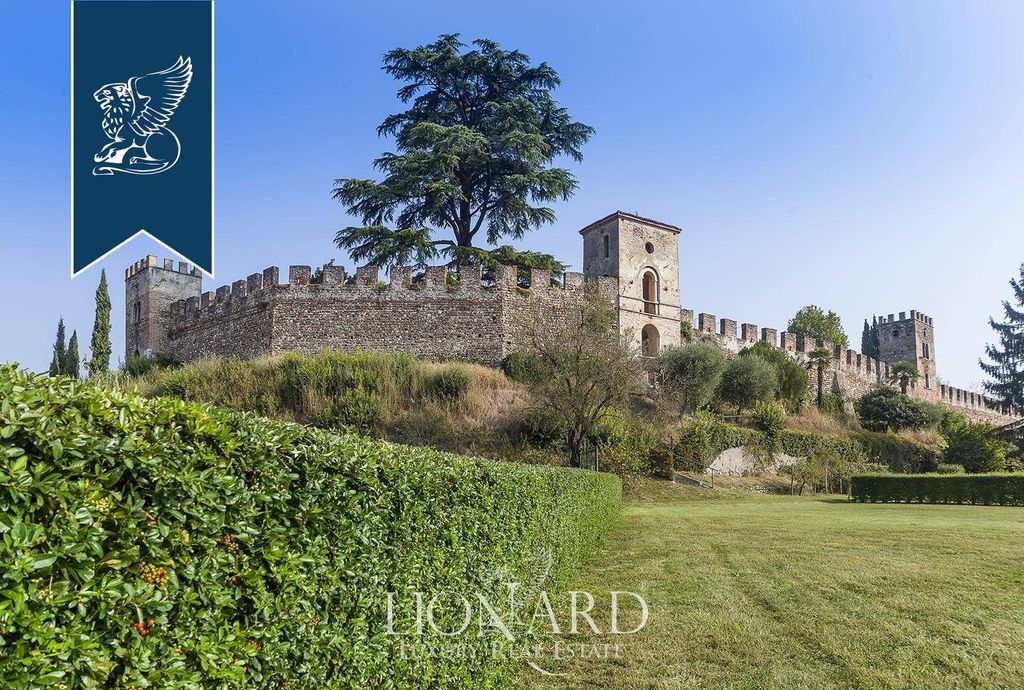 Château · Castle in Monzambano