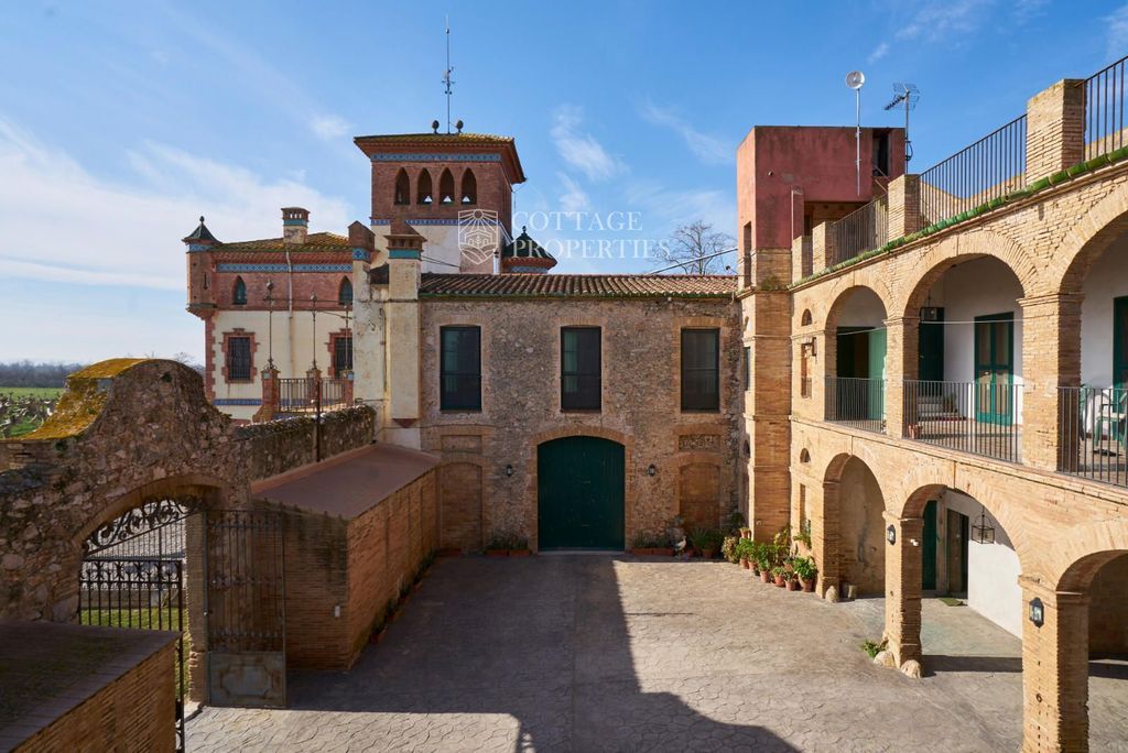 Château · Castle in Castelló d'Empúries