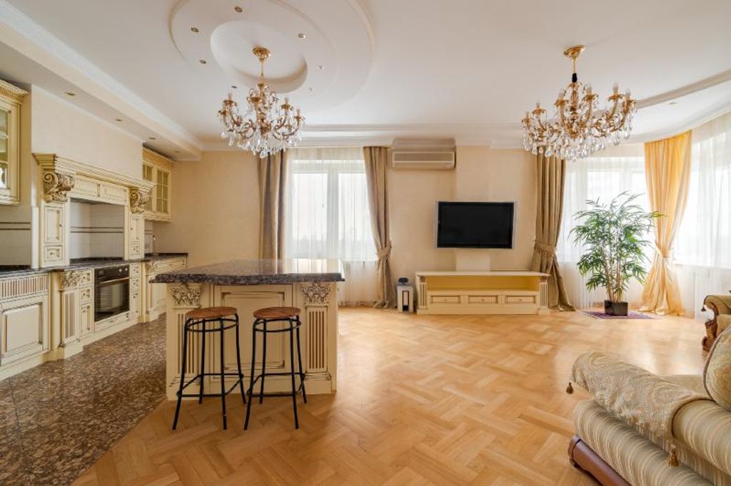 Luxury Flat for sale in улица Крылатские Холмы, 33к3, Moscow