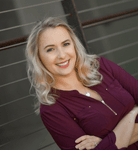 Stephanie Bray-Greenfield | Camelback Office | BHHS Arizona