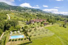 Prestigiosa villa di 720 mq in vendita Capannori, Italia
