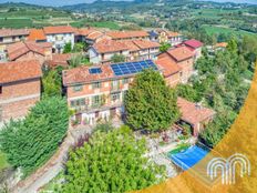 Prestigiosa villa di 450 mq in vendita, Albugnano, Piemonte