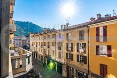 Prestigioso appartamento in vendita Como, Italia