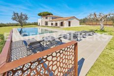 Prestigiosa villa di 380 mq in vendita, Cecina, Toscana