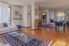 Prestigiosa villa di 570 mq in vendita Via Francesco Daverio, 36, Cantù, Como, Lombardia