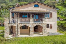 Villa di 325 mq in vendita Via Monte di Ripa, 22, Pietrasanta, Toscana