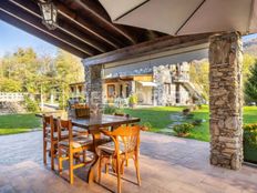 Villa in vendita a Porto Valtravaglia Lombardia Varese