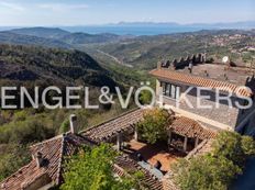 Prestigiosa villa di 418 mq in vendita, Convento di San Francesco, Lustra, Salerno, Campania