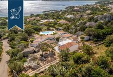 Prestigiosa villa di 390 mq in vendita, Palau, Italia