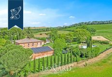 Albergo in vendita a Monteroni d\'Arbia Toscana Siena