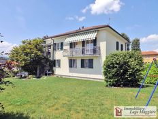 Prestigiosa villa di 370 mq in vendita, Via Camillo Benso di Cavour, Brebbia, Varese, Lombardia