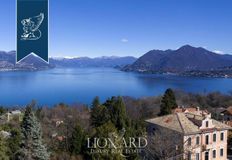 Prestigiosa villa di 700 mq in vendita, Stresa, Italia