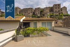 Palazzo in vendita a Lago di Bolsena Lazio Viterbo