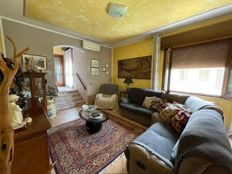 Prestigiosa villa di 305 mq in vendita Suzzara, Lombardia