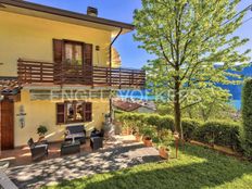 Villa in vendita a Mandello del Lario Lombardia Lecco