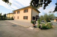Esclusiva villa di 372 mq in vendita Altopascio, Italia