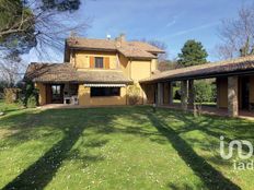 Villa di 360 mq in vendita Strada San Germano, 78, Tavullia, Pesaro e Urbino, Marche