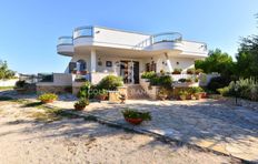 Prestigiosa villa in vendita Via Pepini, San Cesario di Lecce, Provincia di Lecce, Puglia