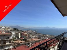 Prestigioso appartamento di 100 m² in vendita Via Kagoshima, 108, Napoli, Campania