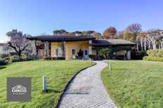 Prestigiosa villa di 600 mq in vendita, Via Gabriele D\'Annunzio, Padenghe sul Garda, Lombardia
