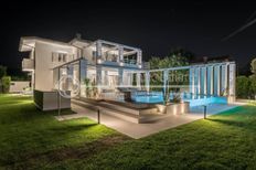 Prestigiosa villa di 350 mq in affitto, Via Versilia, Forte dei Marmi, Lucca, Toscana