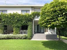 Esclusiva villa di 326 mq in vendita Via Cesare Battisti, Pietrasanta, Lucca, Toscana